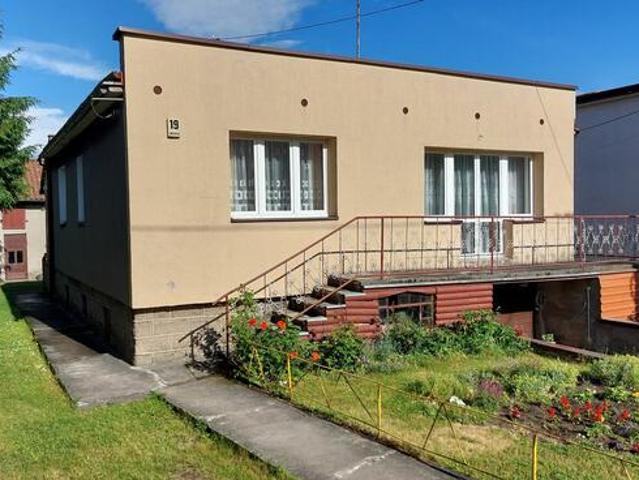 Dom z dużą działką bezpośrednio – Biskupiec