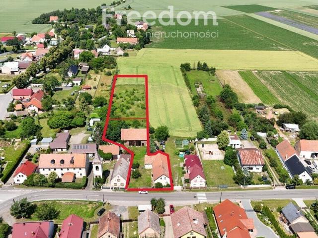 Dom z dużą działką i potencjałem w Radoszowicach polecam