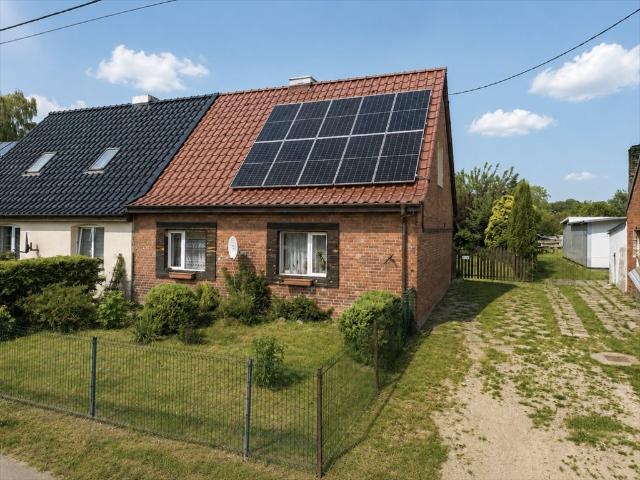Dom z fotowoltaiką i pompą ciepła w Kczewie 61,77 m²