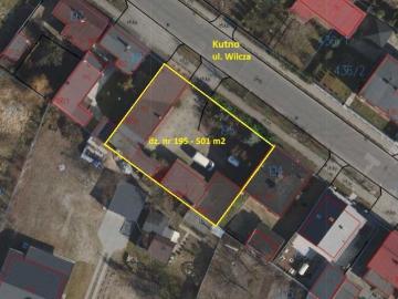 Dom z garażami i altaną w Kutnie – 90 m2, działka 501 m2