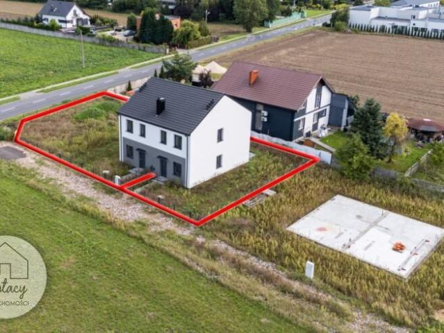 Dom z garażem 82 m², ogrzewanie podłogowe polecam!