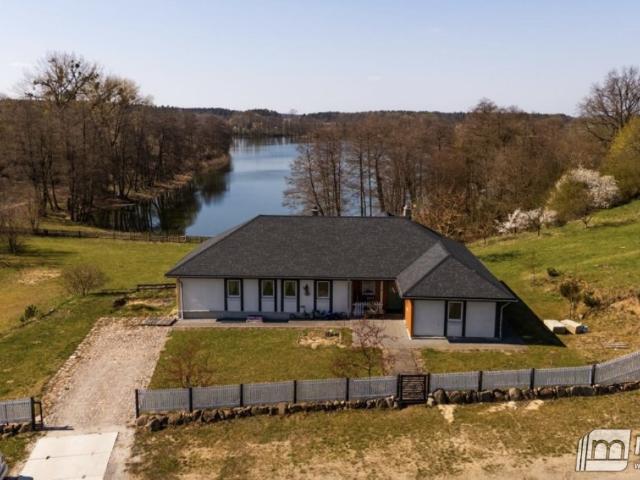 Dom z gliny w Sobieradzu 256 m2 blisko jeziora