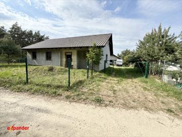 Dom z kominkiem, 4 sypialnie, ogrzewanie podłogowe