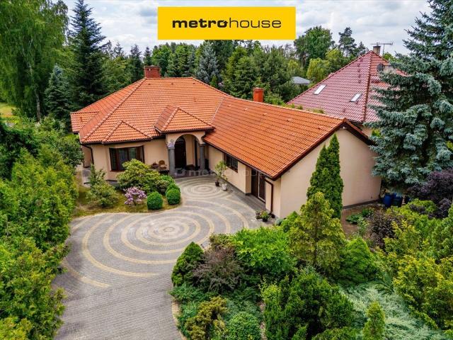 Do sprzedania dom 168 m² z ogrodem 5329 m² i garażem