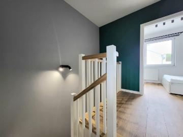 Dom z ogródkiem i miejscem postojowym/ 3 pokoje 64 m²