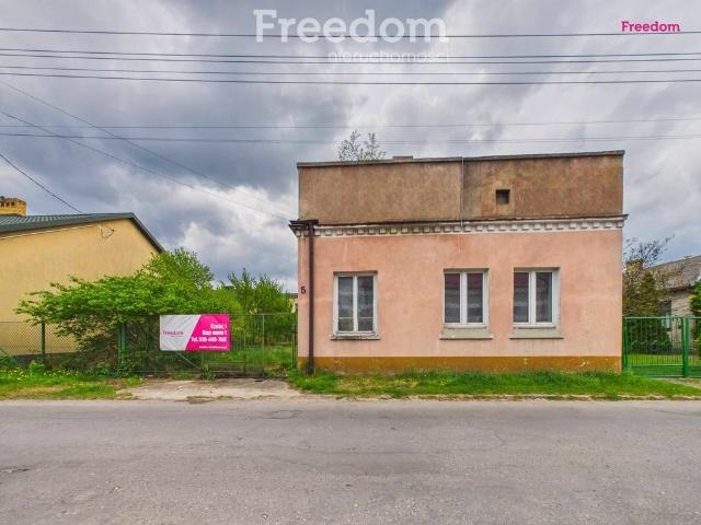 Dom z potencjałem, 62 m², ogrzewanie kozą, spokojna okolica