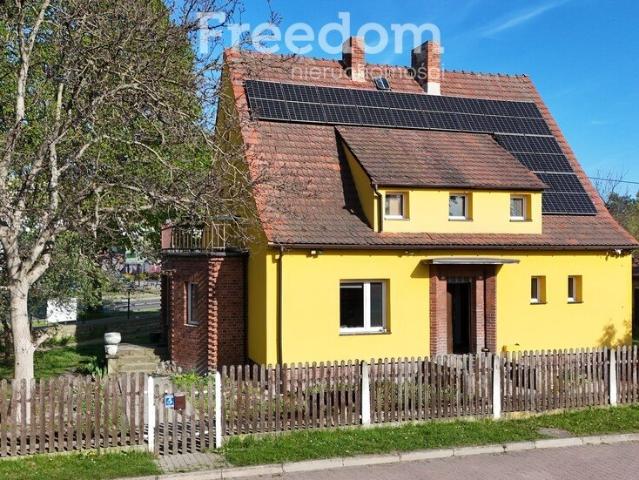 Dom z 6 pokojami fotowoltaika, podpiwniczony, potencjał