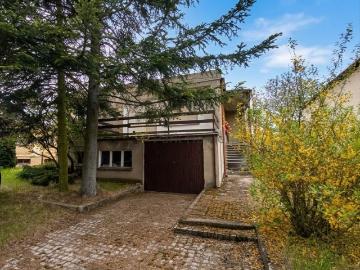 Dom z potencjałem 178 m² w Osiecznej, blisko jeziora
