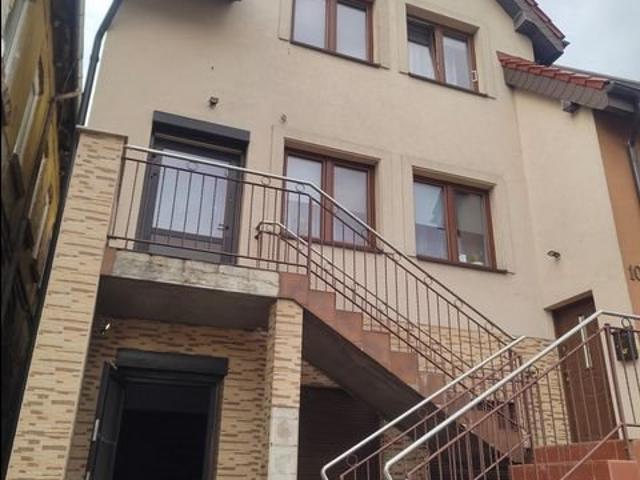 Sprzedam dom z potencjałem 260 m² w centrum Dobrego Miasta