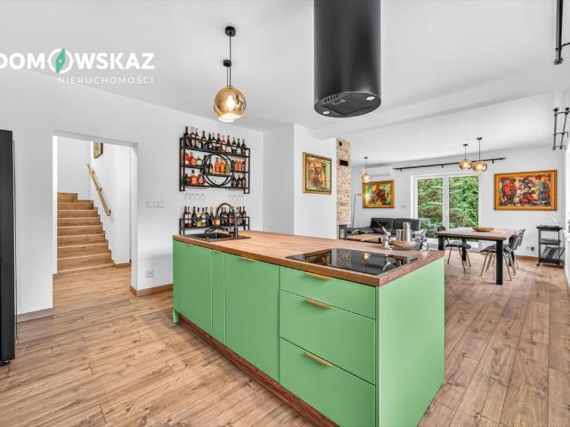 Dom z potencjałem biznesowym w Żarki Letnisko 460 m²