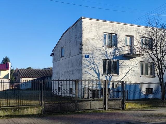 Polecam dom z potencjałem na dużej działce 1550 m² w Truskawie