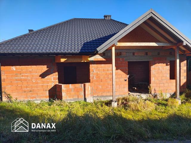 Dom z potencjałem poddasza w Konarach 218 m² zapraszam