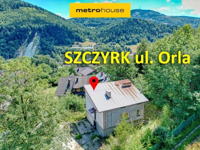 Dom z projektem pensjonatowym z widokami na góry