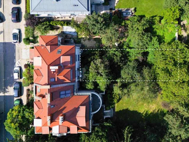 Dom z prywatnym ogrodem 308 m² na Żoliborzu