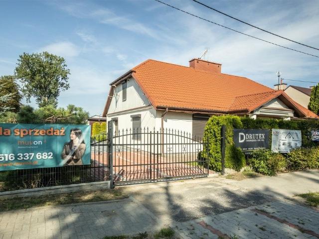 Dom z przestrzenią na biznes | Krośniewice