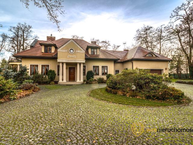 Dom, Zacharzyce, 480.00 m², sprzedam dom