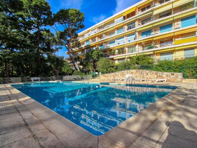 Domain avec piscine proche de plage Mala 95m² Cap d'Ail