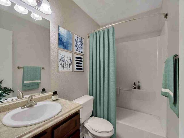 Domain & Gateway at Cedar 2 Bedroom Apartment for Rent at 3073 Cedar Creek Pkwy, Decatur, GA 30033