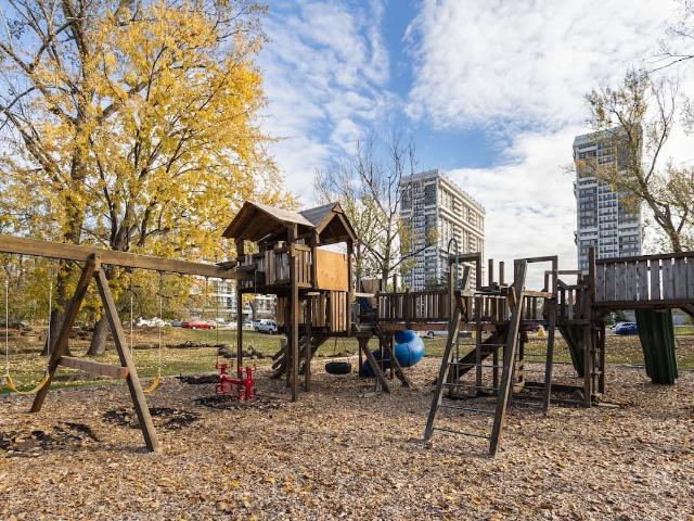 Domaine Bellerive Apartments Studio Apartment for Rent at 1 Place De La Belle Rive, Laval, QC H7V 1B1 Chomedey