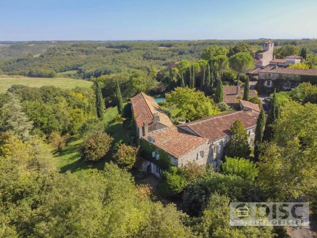 Domaine d’exception avec maison principale, maison d’amis et. 538m² Cordes sur Ciel