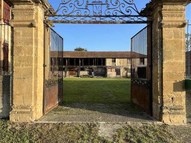 Domaine de Caractère 520m² Boulogne sur Gesse