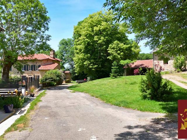 DOMAINE DE CARACTÈRE ET ACTIVITÉ TOURISTIQUE AU COEUR DU HAUT QUERCY