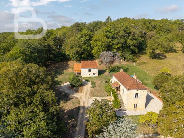 Domaine de caractère sur 6,2 ha avec installations équestres 242m² Pontcirq