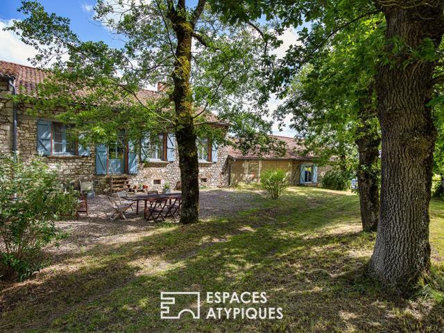 Domaine de charme avec gîtes et réception en plein vignoble 655m² Gaillac