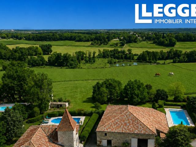 Domaine de charme du Quercy Blanc avec gîte, deux piscines et grange de 240m², à 15 min de Cahors