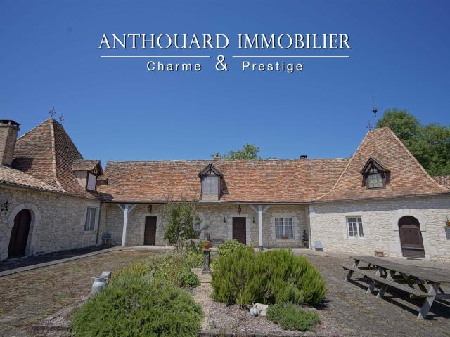 Domaine de charme, gîtes & piscine 675m² Plaisance
