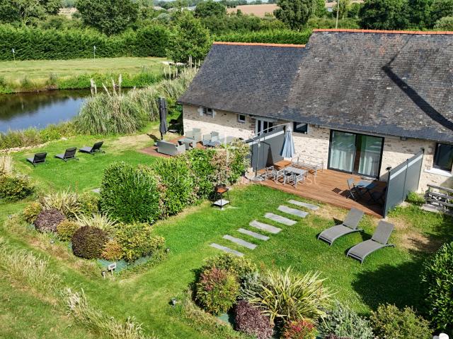 Domaine de loisirs et de tourisme de 7 hectares: golf, hébergements et potentiel équestre