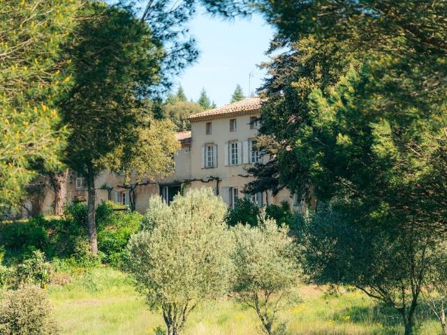Domaine de 1897 sur 30 hectares très proche de Carcassonne 400m² Carcassonne