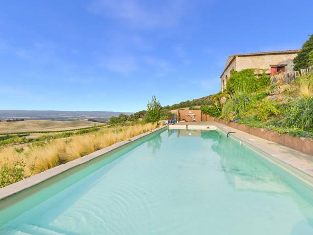 Domaine de 86 hectares avec vue panoramique sur les Pyrénées 850m² Villarzel du Razès