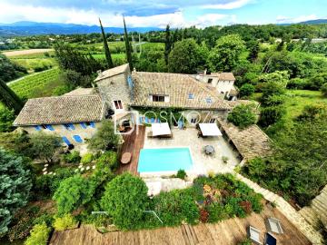 DOMAINE D'EXCEPTION DU XIIIe SIÈCLE UN LIEU UNIQUE AUX MUL