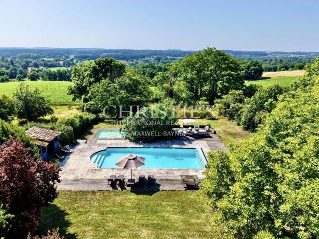 Domaine d'exception près d'Aubeterre sur dronne 660m² Aubeterre sur Dronne