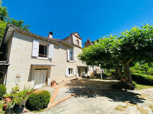 Domaine historique à Cahors 46 335m² Cahors