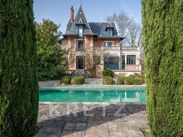Domaine historique d’exception aux portes de Paris 517m² Rueil Malmaison