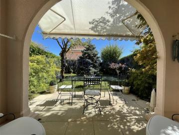 Domaine Impérial de Gland schöne Wohnung Besetzte Leibrente