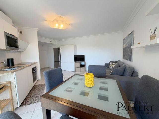 Domaine Juan Flore, Appartement T3 Meublé avec parkings location longue durée