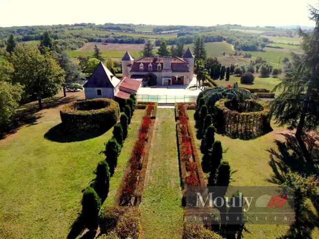 Domaine Sur 17Hect A Seulement 25 Minutes De Cahors 300m² Luzech