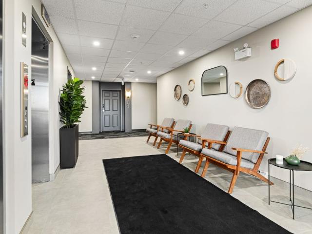 Domaine Sainte Anne First Month Rent Free + Free Wifi! Unit 107