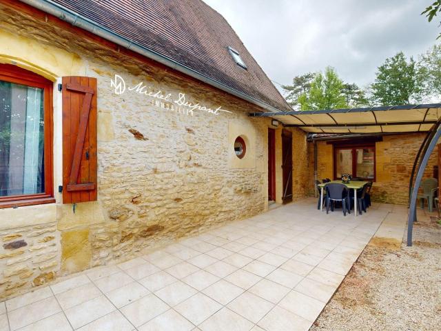 Domaine touristique clé en main en Vallée de la Vézère 410m² Journiac