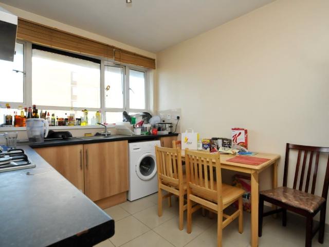 Dombey Street, Holborn WC1N, 3 bed flat to rent, £4,000 pcm | PrimeLocation