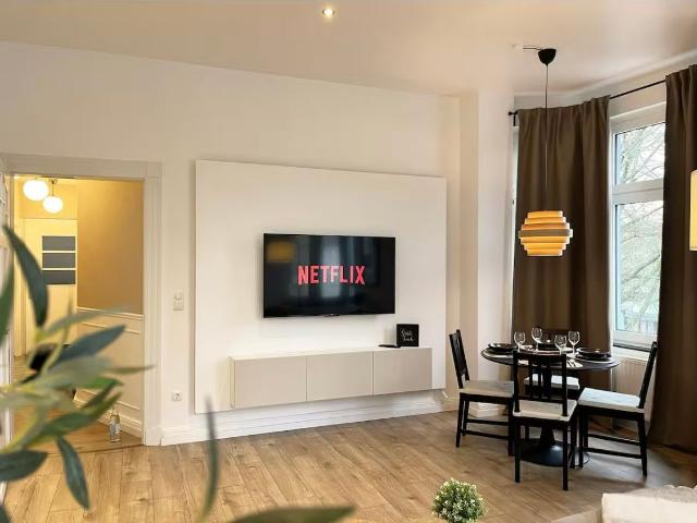 Domblick 1 I Central I Parking I Buer, Gelsenkirchen Amsterdam Apartments for Rent