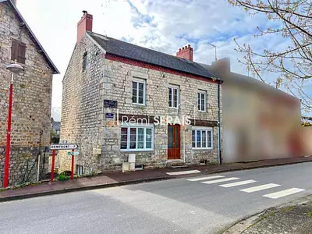 Domfront en Poiraie 61700 Achat / Vente maison 6 pièces t6 au dernier étage terrasse