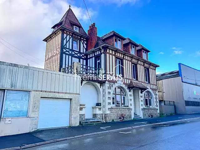 Domfront en Poiraie 61700 Achat / Vente maison 7 pièces t7 au dernier étage