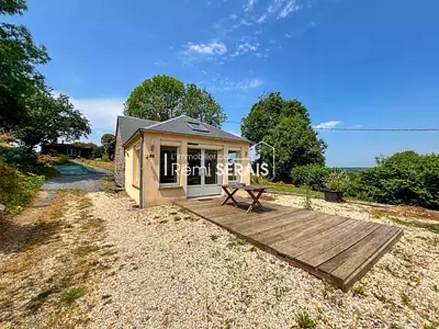 Domfront en Poiraie 61700 Achat / Vente maison 2 pièces t2 au dernier étage terrasse