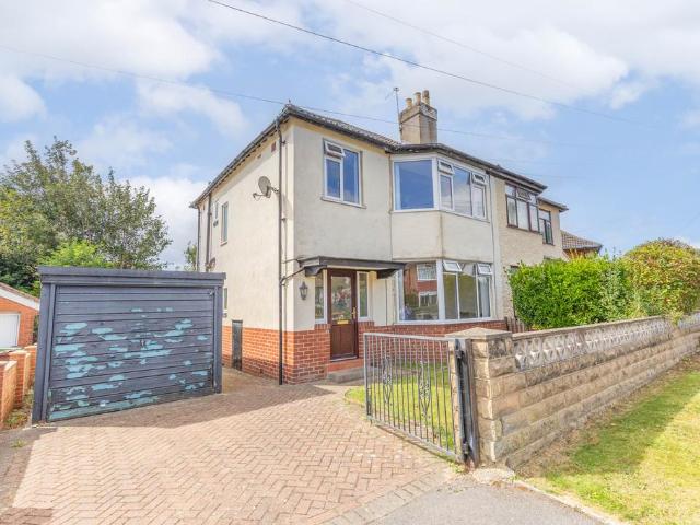 Dominion Avenue, Leeds LS7 3 bed semi detached house to rent £1,400 pcm £323 pw