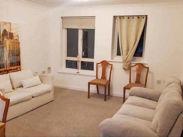 Dominion Close, Hounslow TW3, 2 bed flat to rent, £1,900 pcm | PrimeLocation