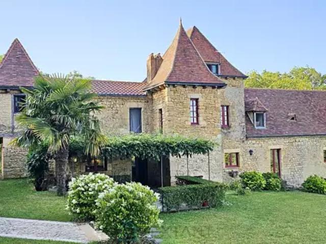 Domme 24250 Achat / Vente maison 7 pièces t7 au dernier étage